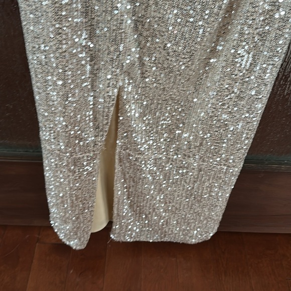 MAC DUGGAL 11283 SEQINED BOW ONE SHOULDER NUDE GOWN  sz 4 NWT - Picture 11 of 14